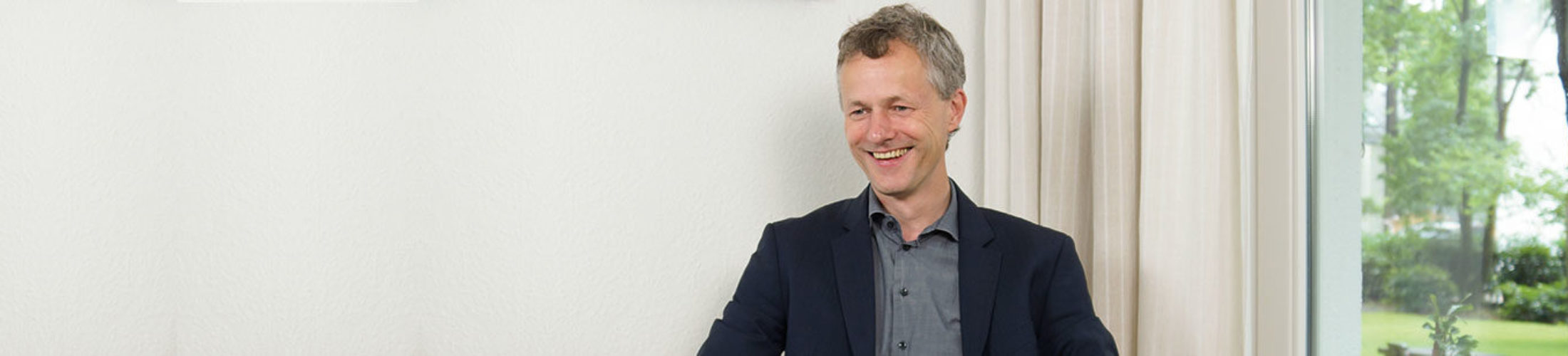 „Verzweifelte Ohnmacht“ – wenn der Chefarzt einen Kriminalroman schreibt